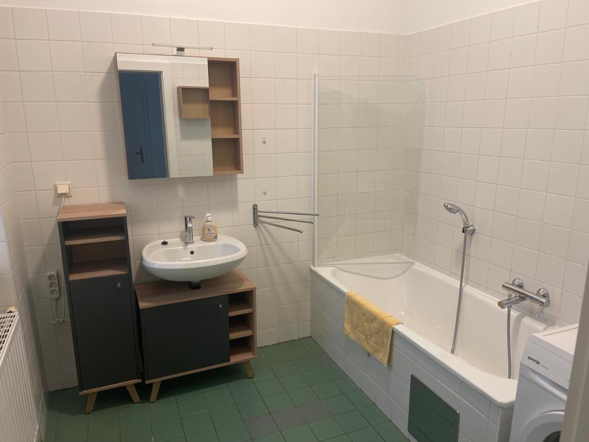 Apartment Gesamte Fuer 4 Personen 12 Vienna